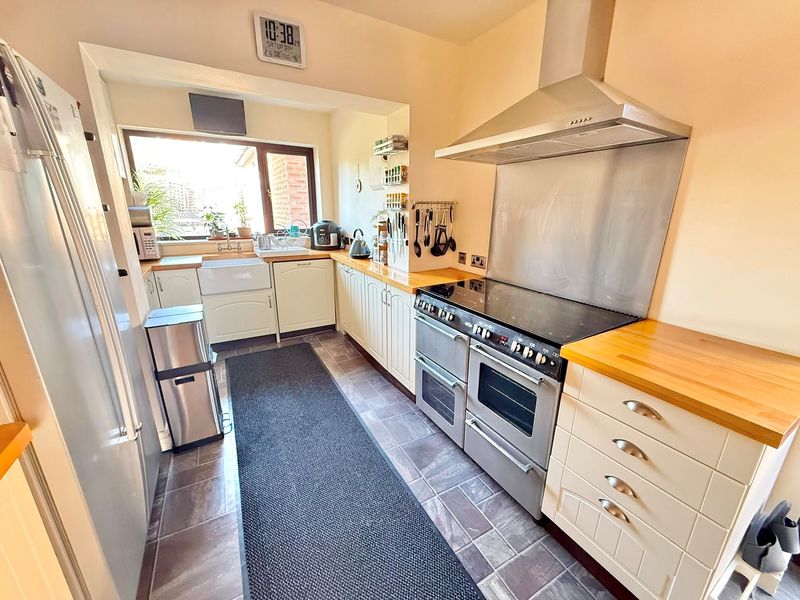 Chalfield Avenue Great Sutton